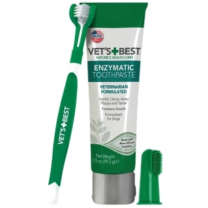 Vet’s Best Dog Toothbrush & Toothpaste Kit – Natural Ingredients Reduce Plaque, Whiten Teeth, Freshen Breath